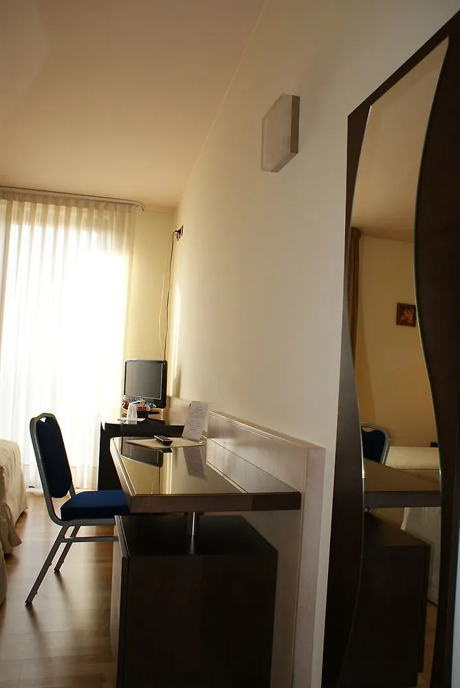 Hotel Corte Quadri Lonigo